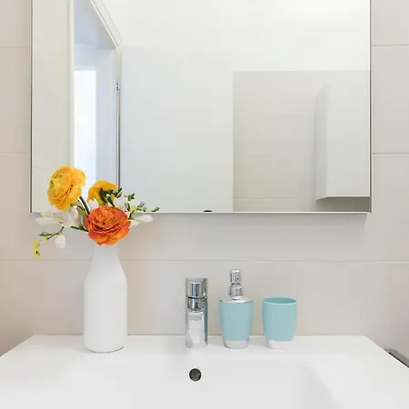 Apartment Charming Milanese Aparment