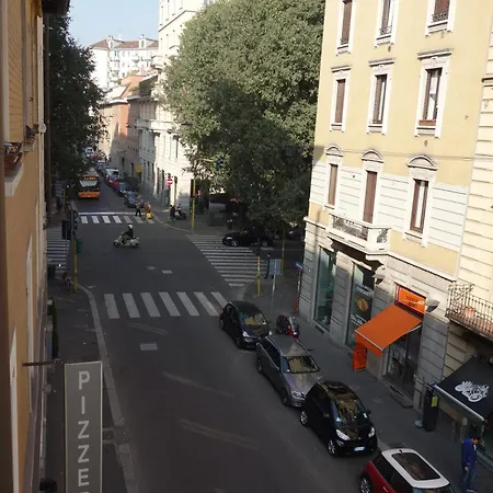 Charming Milanese Aparment Apartamento *
